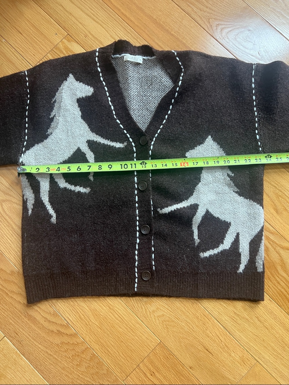 Illa Illa Cozy Brown horse Pattern V-Neck Button Cardigan Sweater - Picture 5 of 8
